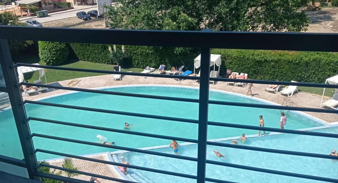 Modern 2 Bedroom Apartment In Top Location In Sunny Beach Just 150 Meters From Casino Platinum Exterior photo