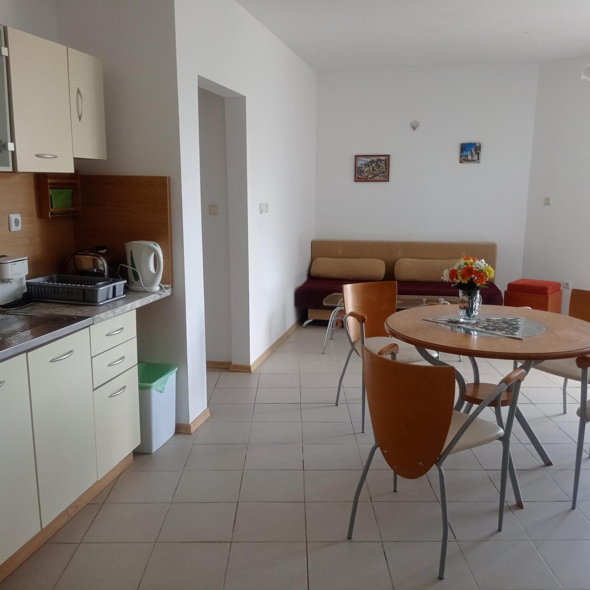 Modern 2 Bedroom Apartment In Top Location In Sunny Beach Just 150 Meters From Casino Platinum Exterior photo